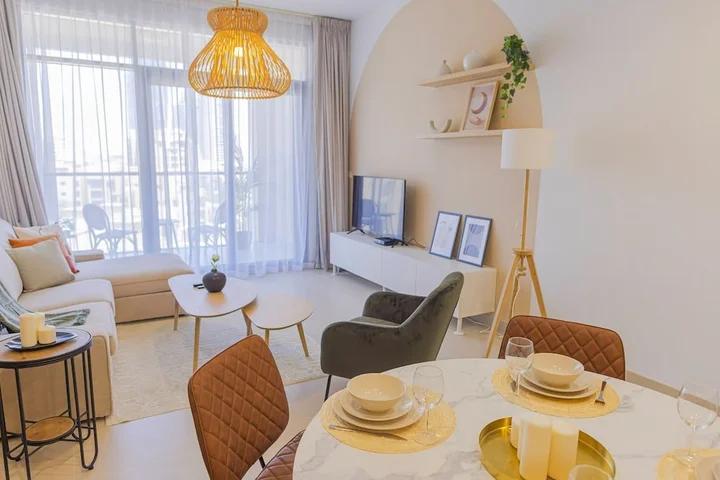 Дубай: Art-inspired apartment amidst Downtown Dubai