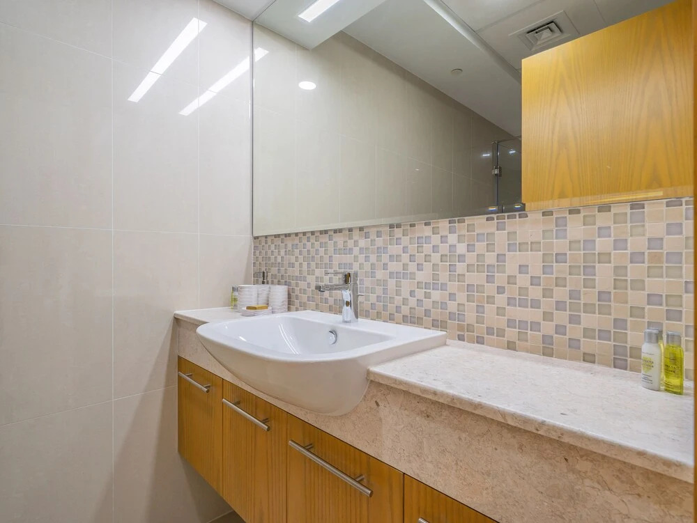 Дубай: Glamorous Apartment Facing Burj Khalifa