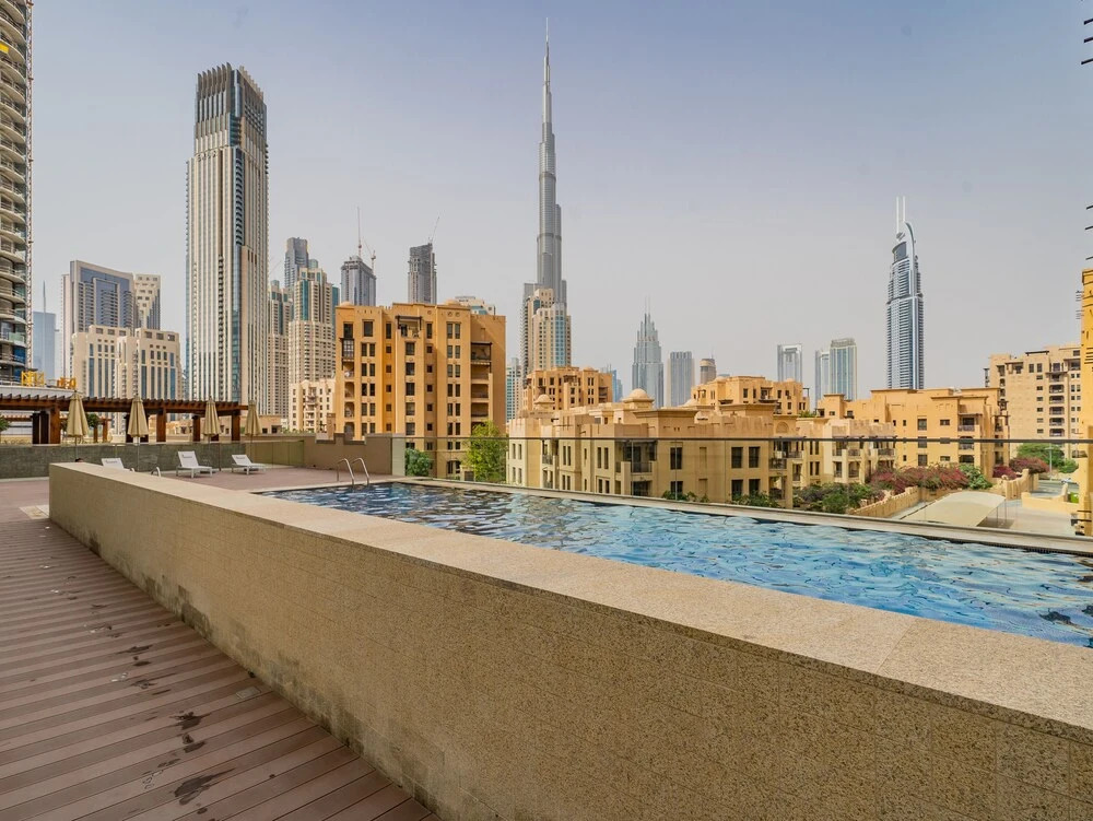 Дубай: Glamorous Apartment Facing Burj Khalifa