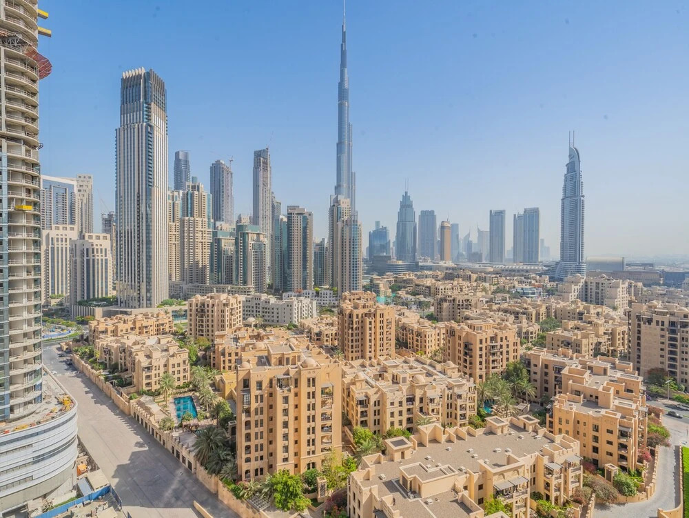 Дубай: Glamorous Apartment Facing Burj Khalifa