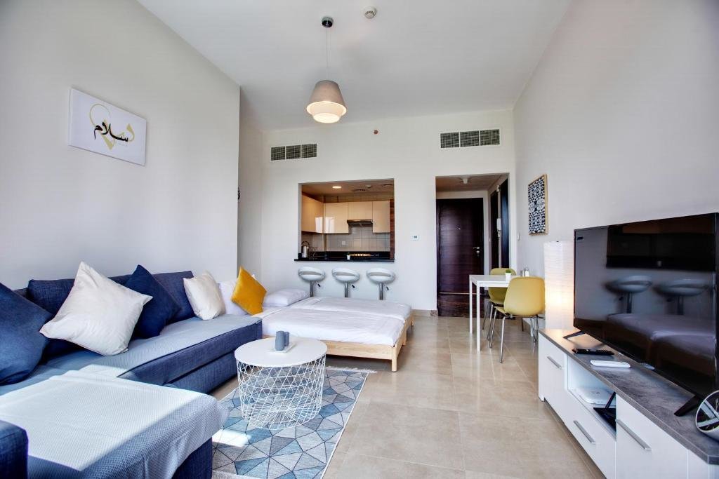 Дубай: Apartment in Sparkle Tower by Swarovski Dubai Marina