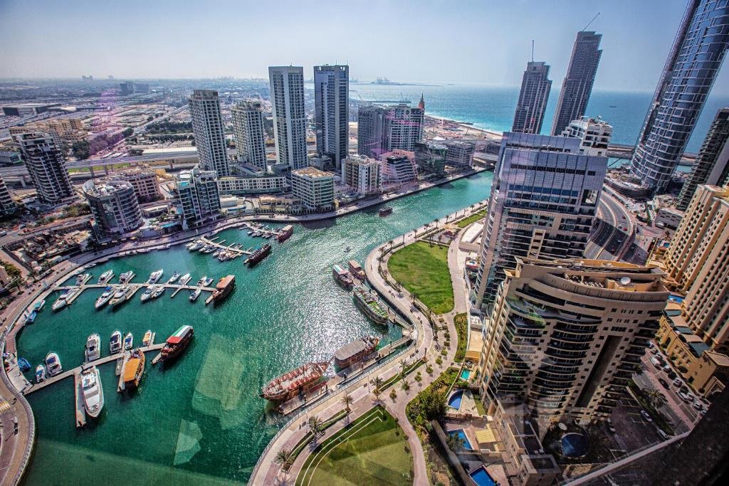 Дубай: Apartment in Sparkle Tower by Swarovski Dubai Marina