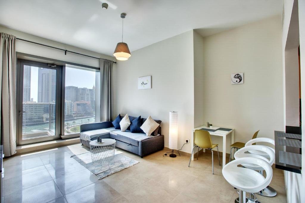 Дубай: Apartment in Sparkle Tower by Swarovski Dubai Marina