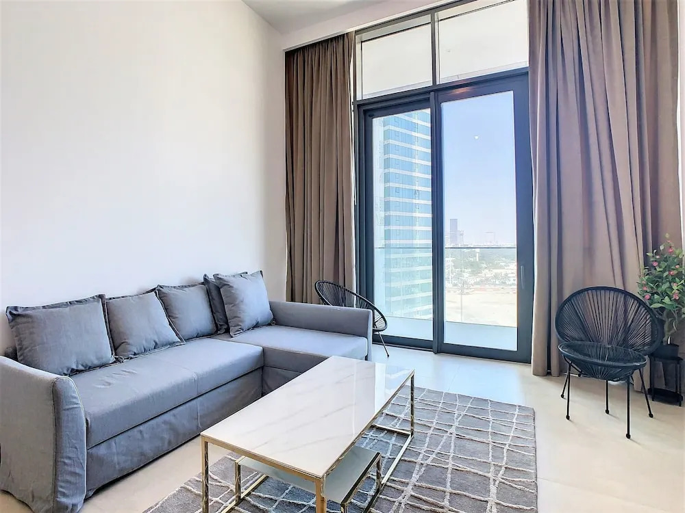 Дубай: Stunning Apt with Balcony - Dubai Mall access