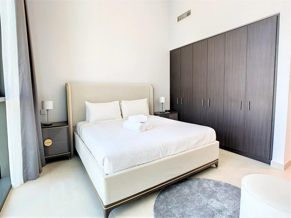 Дубай: Stunning Apt with Balcony - Dubai Mall access