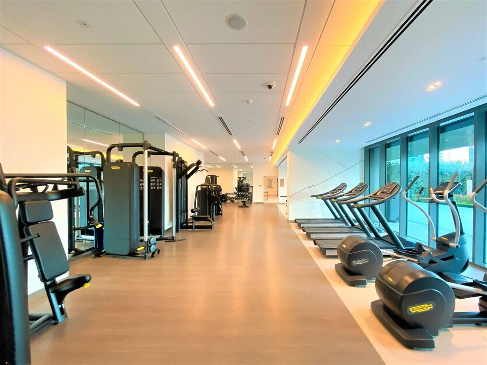 Дубай: Stunning Apt with Balcony - Dubai Mall access