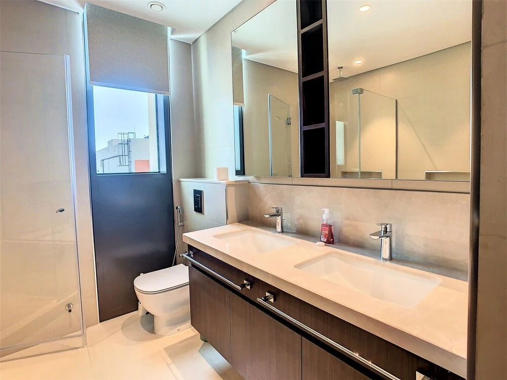 Дубай: Stunning Apt with Balcony - Dubai Mall access