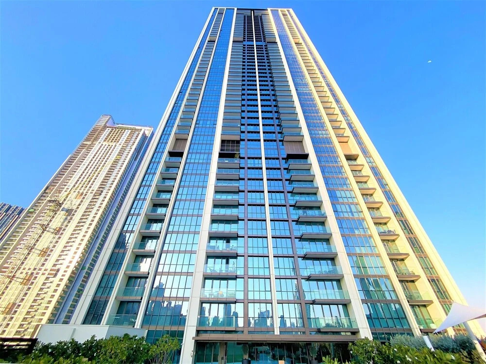 Дубай: Stunning Apt with Balcony - Dubai Mall access