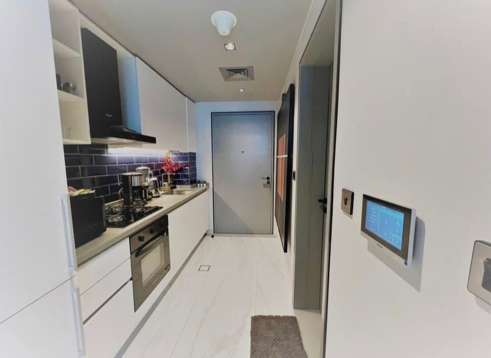 Дубай: Modern Apartament Close to Burj Khalifa