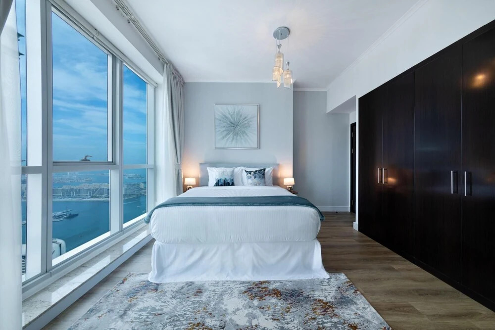 Дубай: High-floor Trendy Apt w Marina Palm Ocean Vws