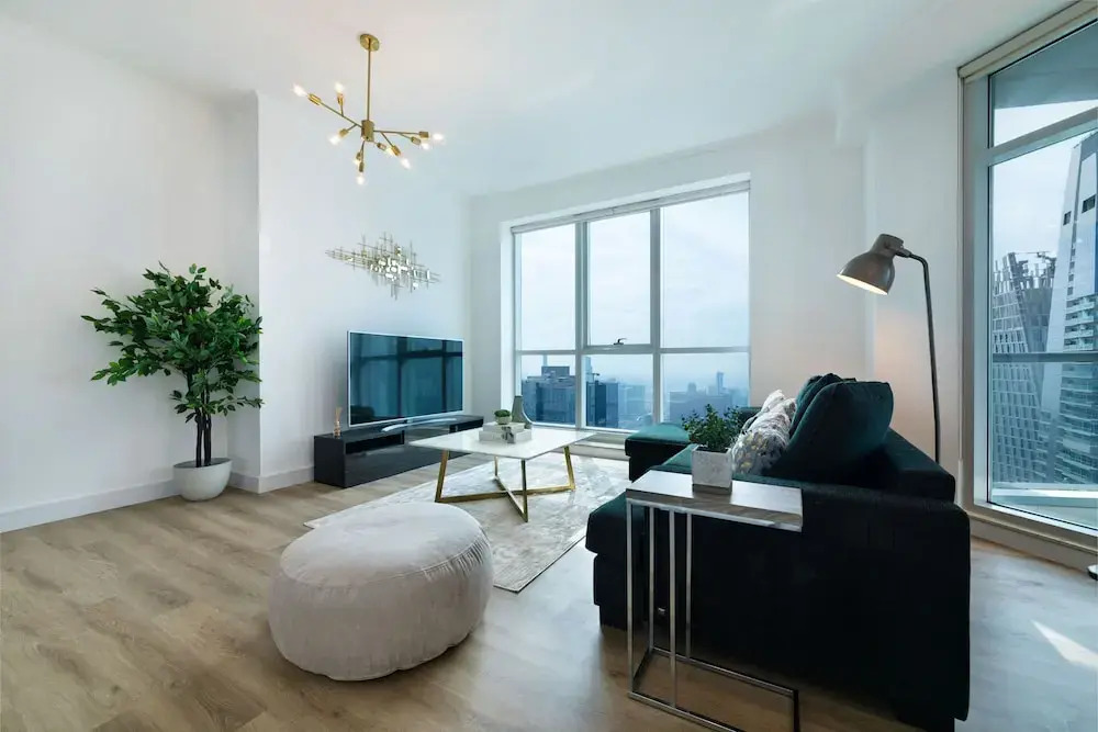 Дубай: High-floor Trendy Apt w Marina Palm Ocean Vws