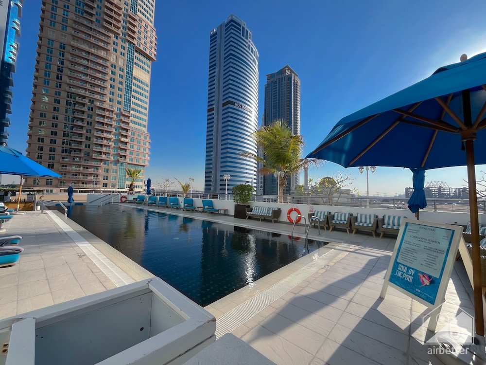 Дубай: Luxurious Loft with stunning views Dubai