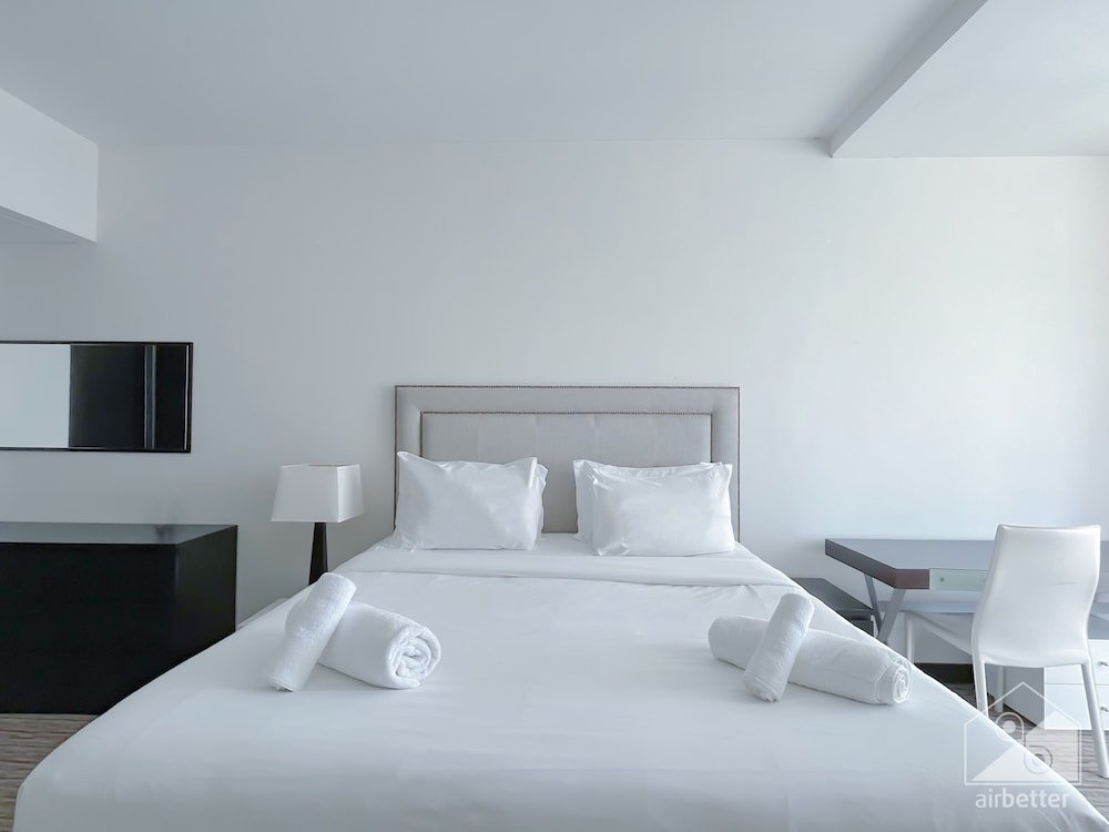 Дубай: Luxurious Loft with stunning views Dubai