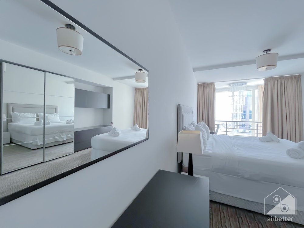 Дубай: Luxurious Loft with stunning views Dubai