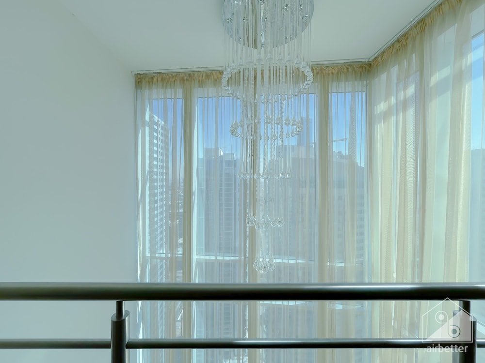 Дубай: Luxurious Loft with stunning views Dubai