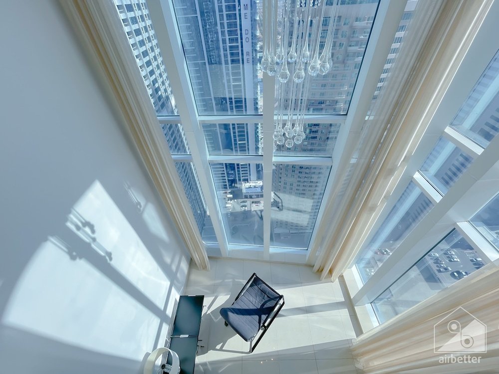 Дубай: Luxurious Loft with stunning views Dubai