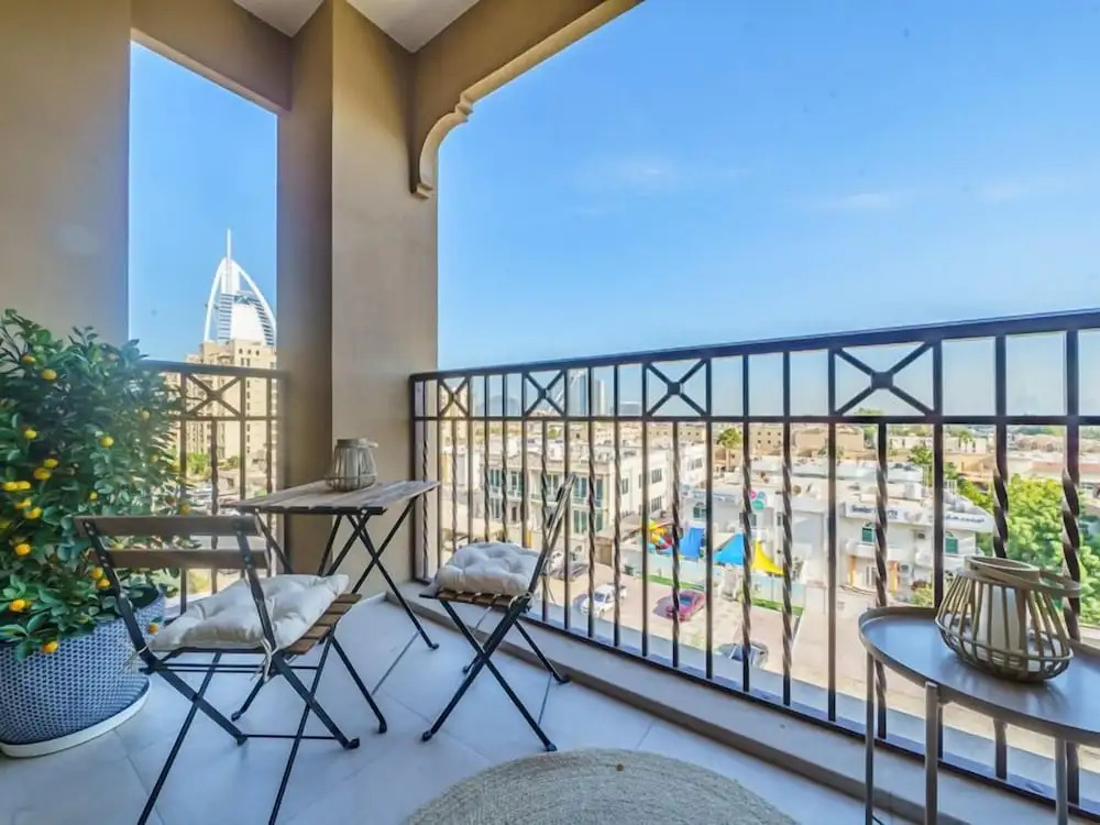 Дубай: Iconic Views Apt With Balcony Close to the Beach