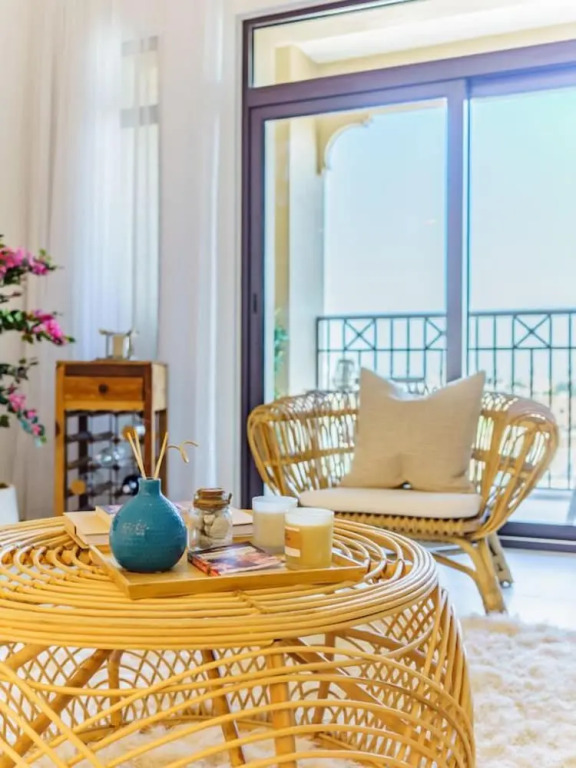 Дубай: Iconic Views Apt With Balcony Close to the Beach