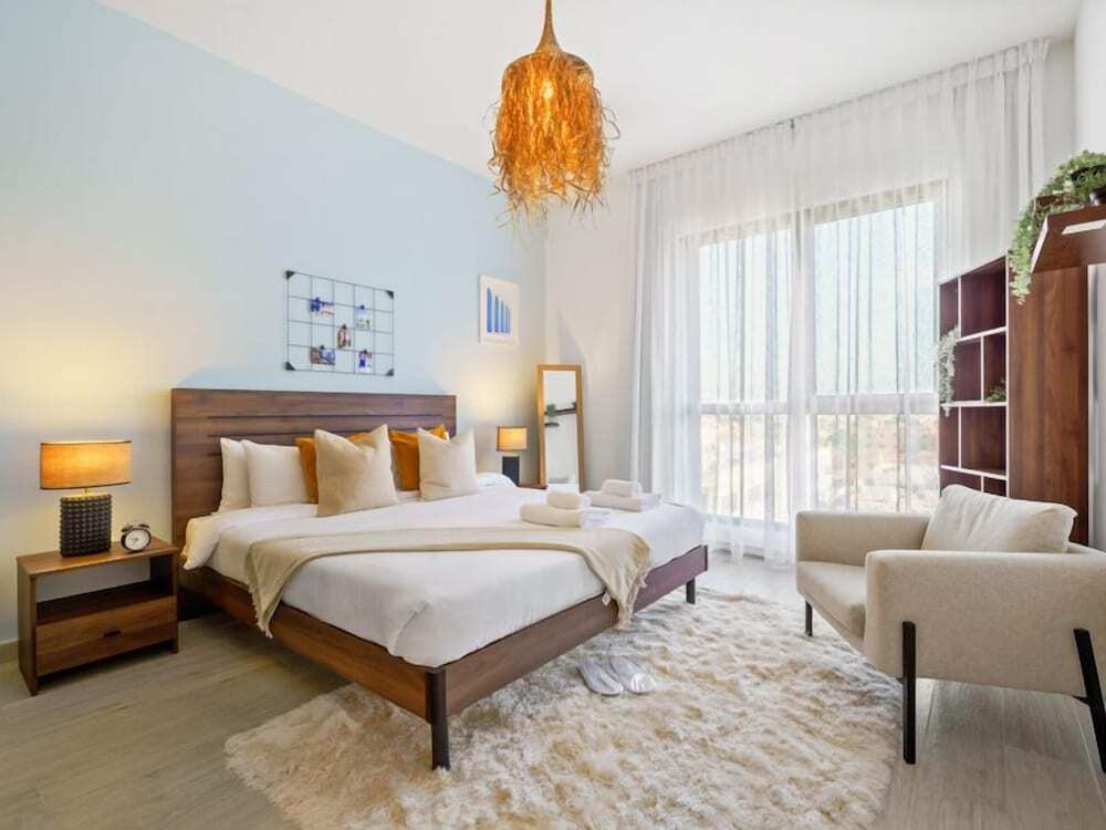 Дубай: Iconic Views Apt With Balcony Close to the Beach