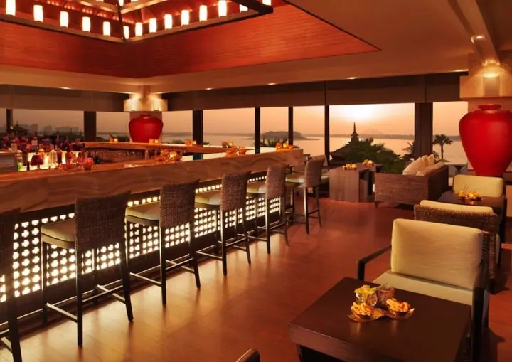 Anantara Residences - Beachfront - Private Beach and Lagoon Pool — фото 3