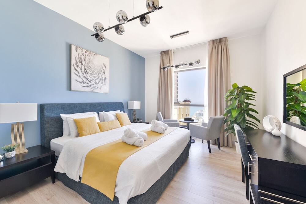 Дубай: Luxury JBR Shams - Full Sea View - Free Beach Resorts Access!