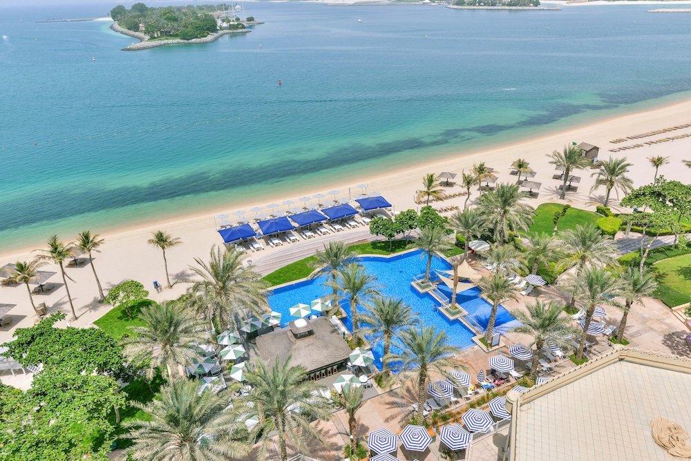 Дубай: Shoreline Beachfront Luxury Palm