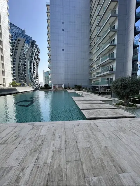 Дубай: Majestine Luxury Apartments