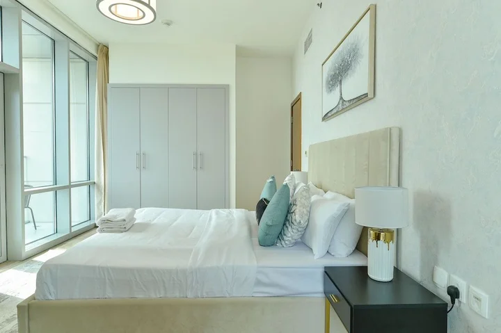 Дубай: Dubai Canal View 1 BR Premium Apartment - AMN