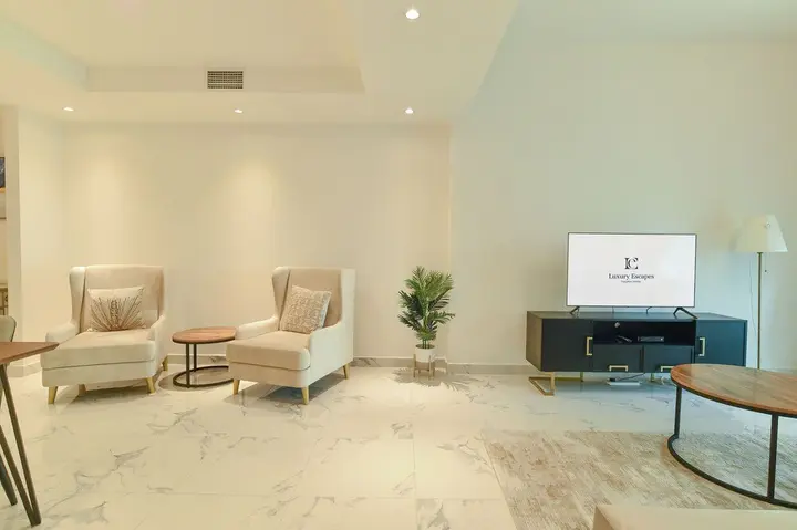 Дубай: Dubai Canal View 1 BR Premium Apartment - AMN