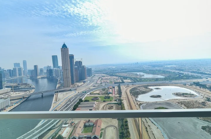 Дубай: Dubai Canal View 1 BR Premium Apartment - AMN