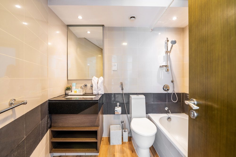 Дубай: Lofts - Downtown Luxury - 5 Min Walk To Dubai Fountain!