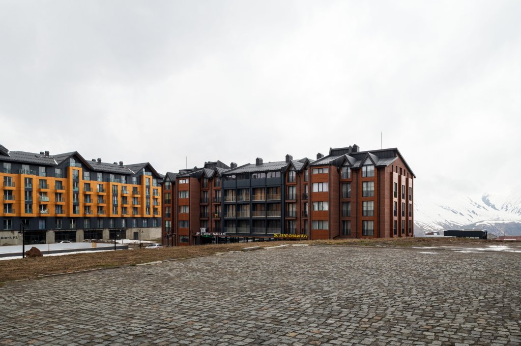Гудаури: Апарт-отель Gudauri Ski Resort - Alpic Apartments