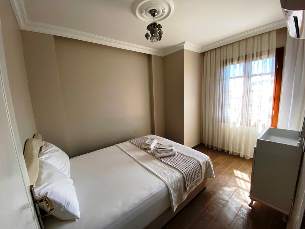 Айвалык: Mai Otel Cunda