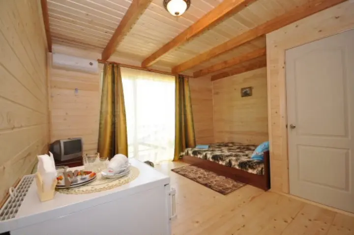 Утёс: Villa Viola
