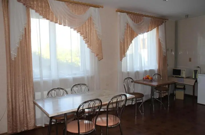 Рыбачье: Цветок и Камень