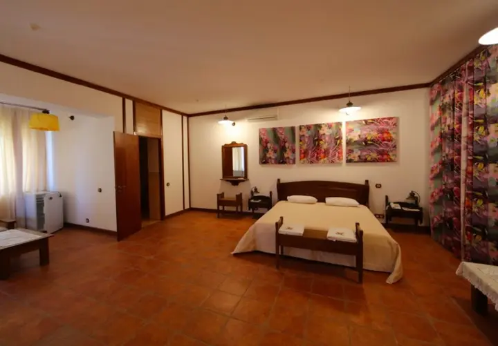 Рыбачье: Barcelona Hotel