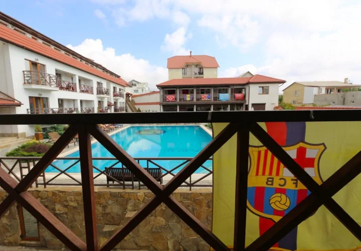 Рыбачье: Barcelona Hotel