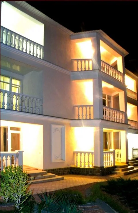 Рыбачье: Guest House Chernomoroff