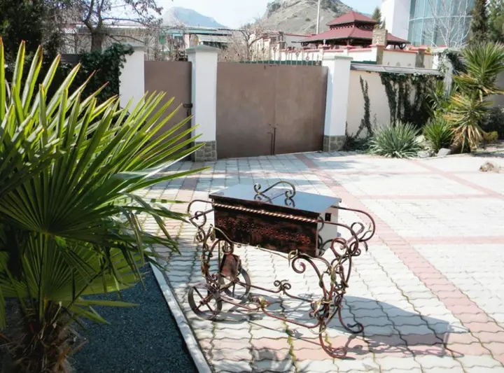 Рыбачье: Guest House Chernomoroff