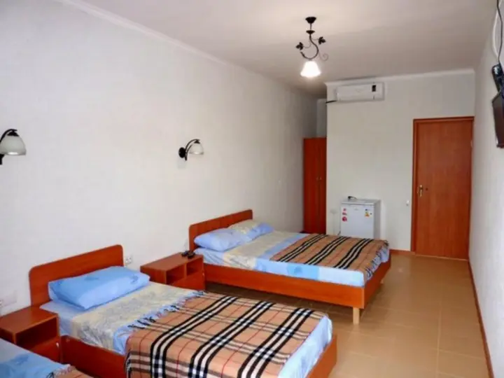 Заозерное: Odesskaya Gavan Guest House