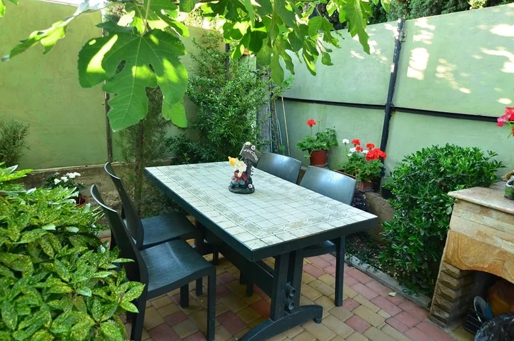 Алушта: Guest House Kiparis