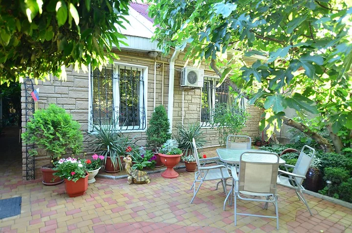 Алушта: Guest House Kiparis