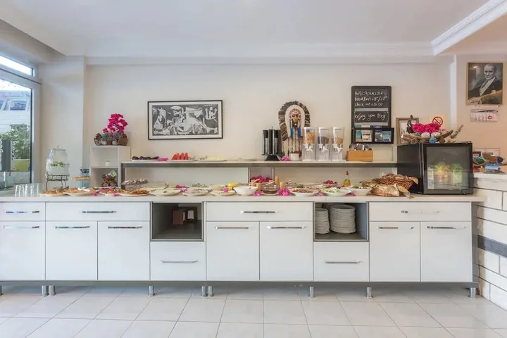 Каш: Hotel Koza
