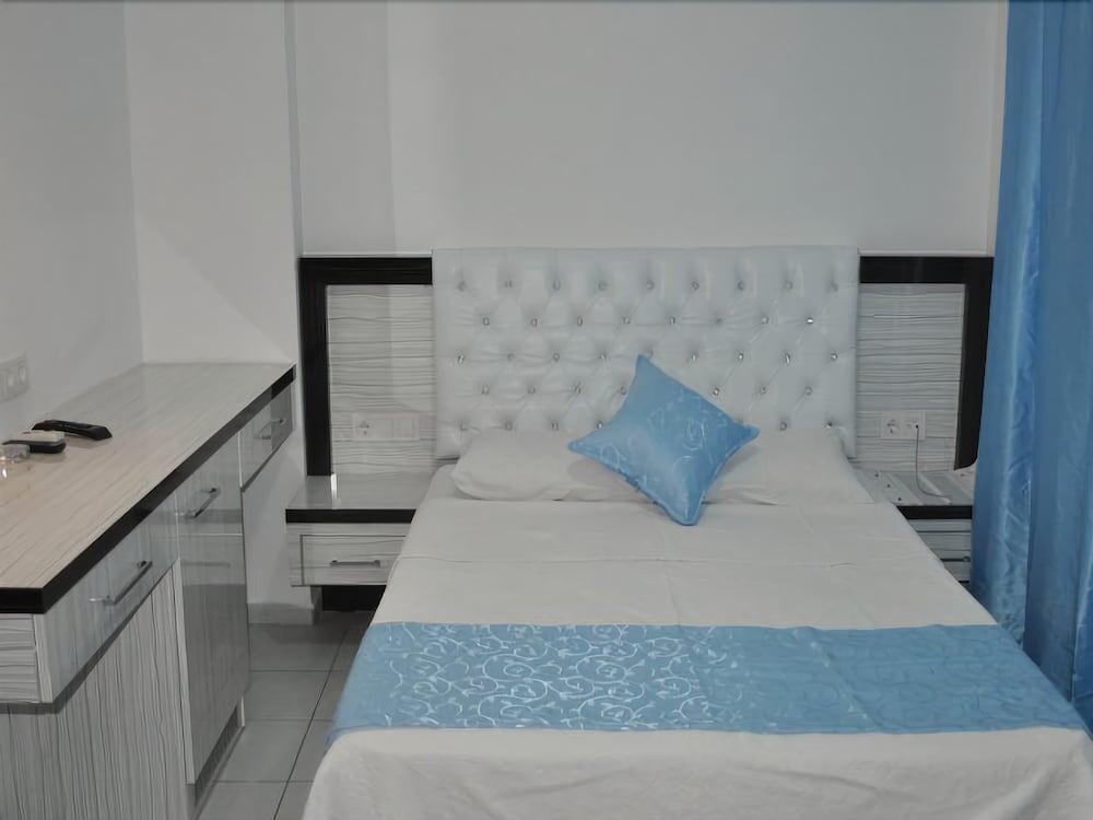 Каш: Hotel Koza