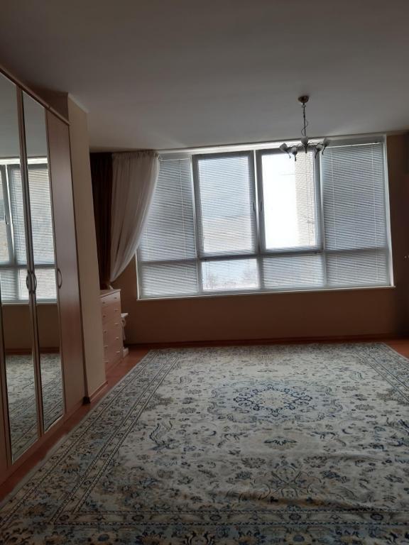 Актау: Apartment On Mikrorayon 15