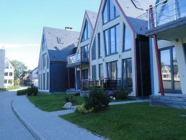 Янтарный: Zhiloj kompleks Amber house
