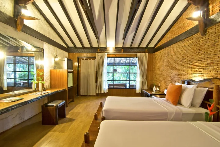 Сай Йок: Home Phutoey River Kwai Hotspring & Nature Resort