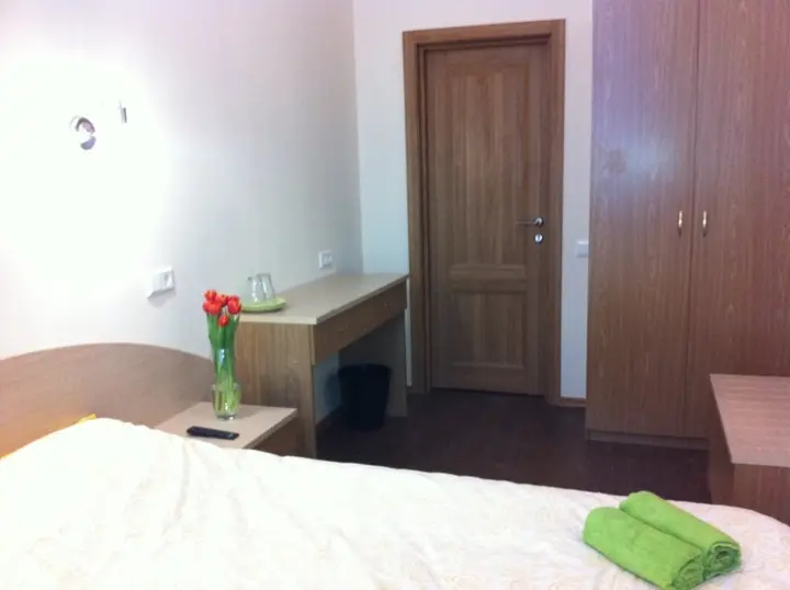 Gorki: Ostrov Hotel