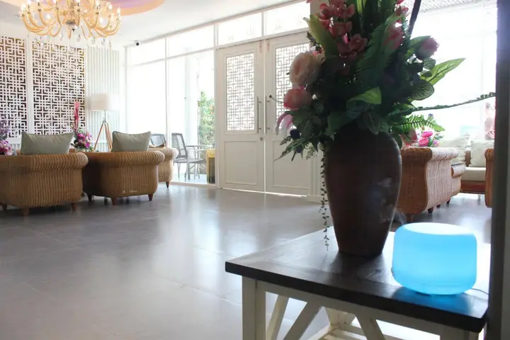 Кату: Sino Maison Hotel