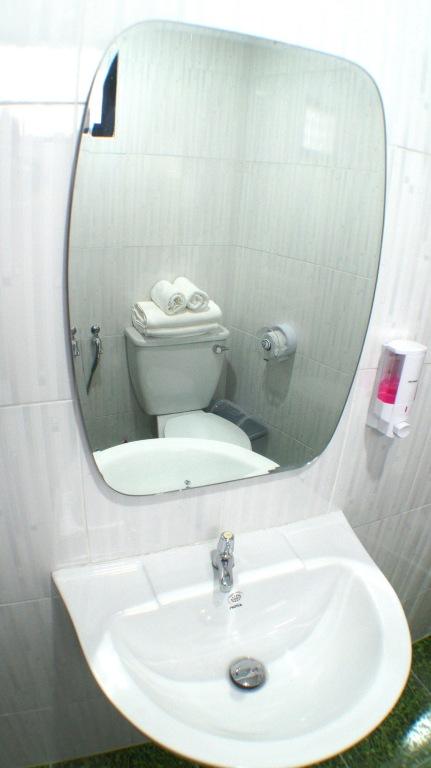 Нонтхабури: Ma Non Nont Hotel & Apartment